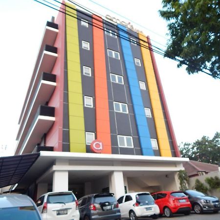 Amaris Hotel Senen Джакарта Экстерьер фото