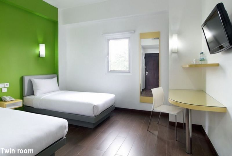 Amaris Hotel Senen Джакарта Экстерьер фото